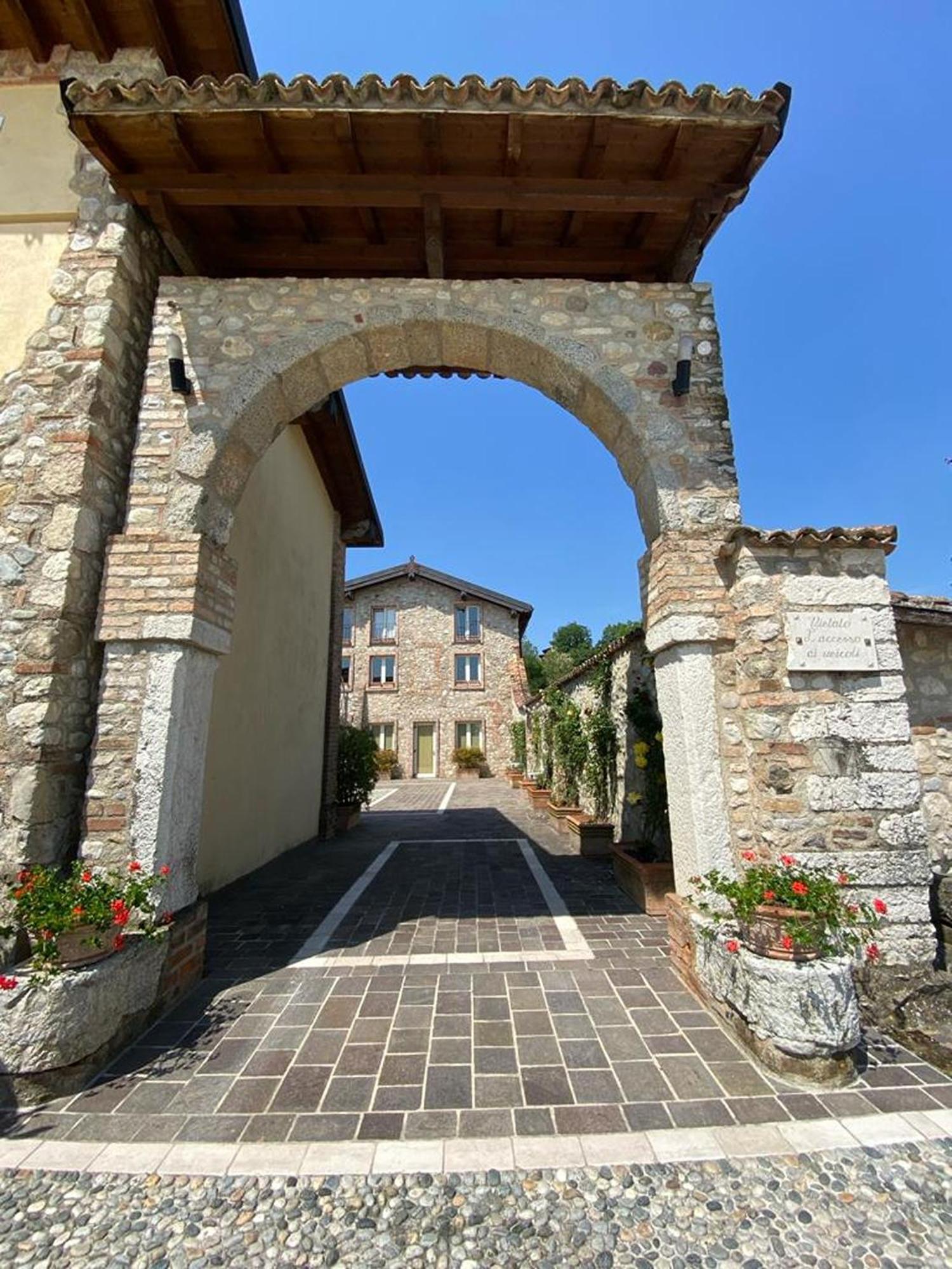 Garda Paradise Country House Lonato Exterior foto